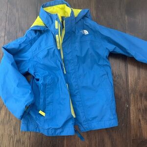 Northface Rain Jacket / Windbreaker shell